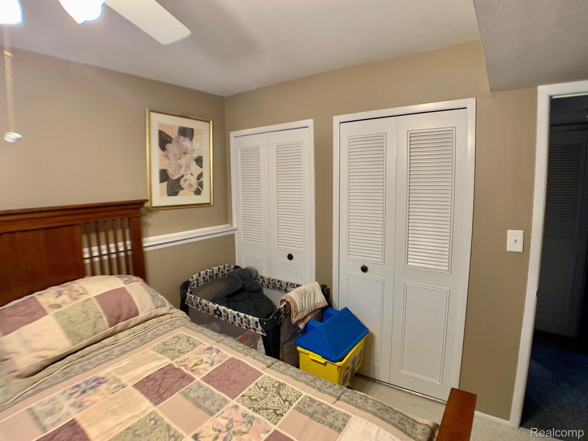 22111 Hall Road Trenton, MI 48183 - Photo 21 of 46 IMG_3386.jpg