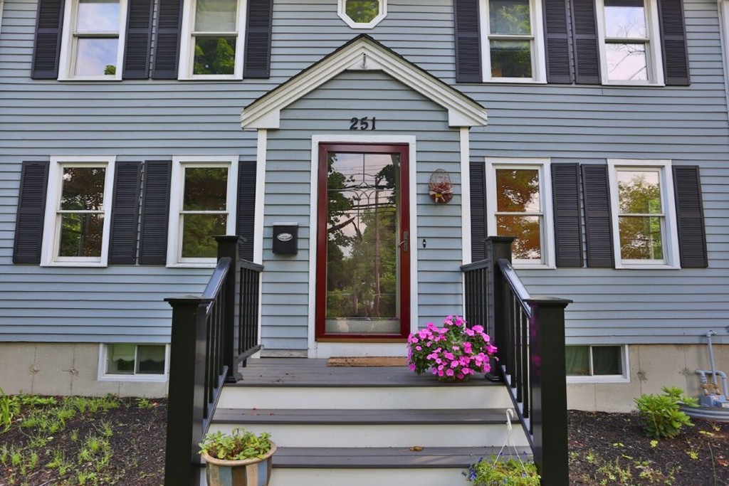 251 Trapelo Road Waltham, MA 02452 - Photo 4 of 30 Gallery Image 4