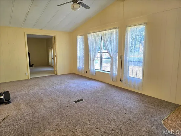 $40,000 | 1910 Washington Street, Taylor Springs, IL 62089