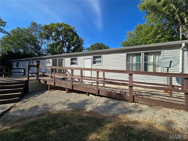 $40,000 | 1910 Washington Street, Taylor Springs, IL 62089