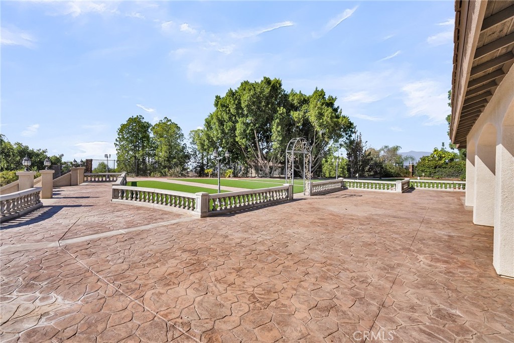 7535 Misty View Place Riverside, CA 92506 - Photo 49 of 75