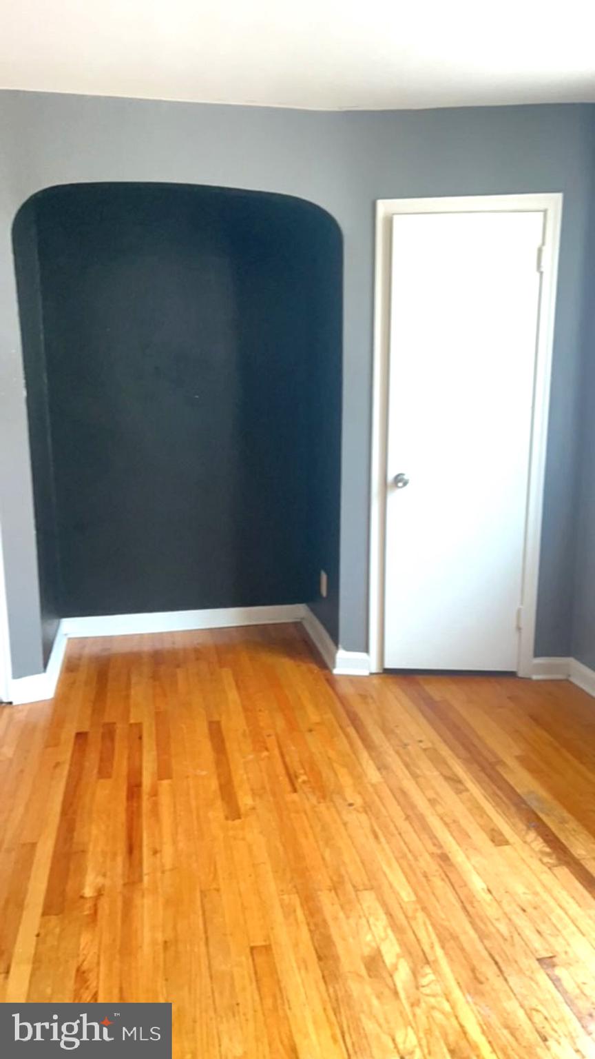 351 East Claremont Road Philadelphia, PA 19120 - Photo 12 of 30