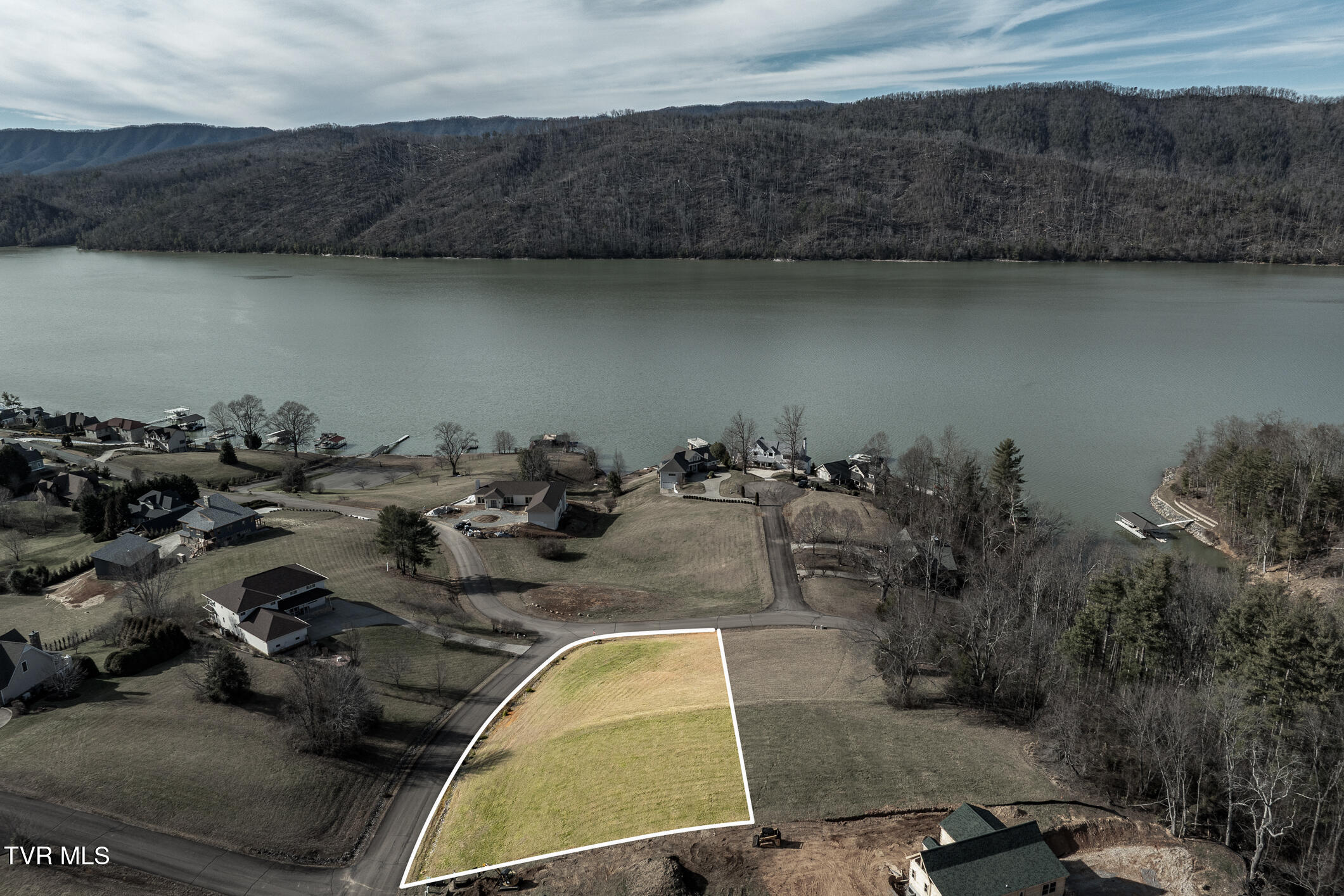 0 Deer Ridge Court, Unit 1 Butler, TN 37640 - Photo 11 of 34 TBD Harbor Point Rd (5 of 33)