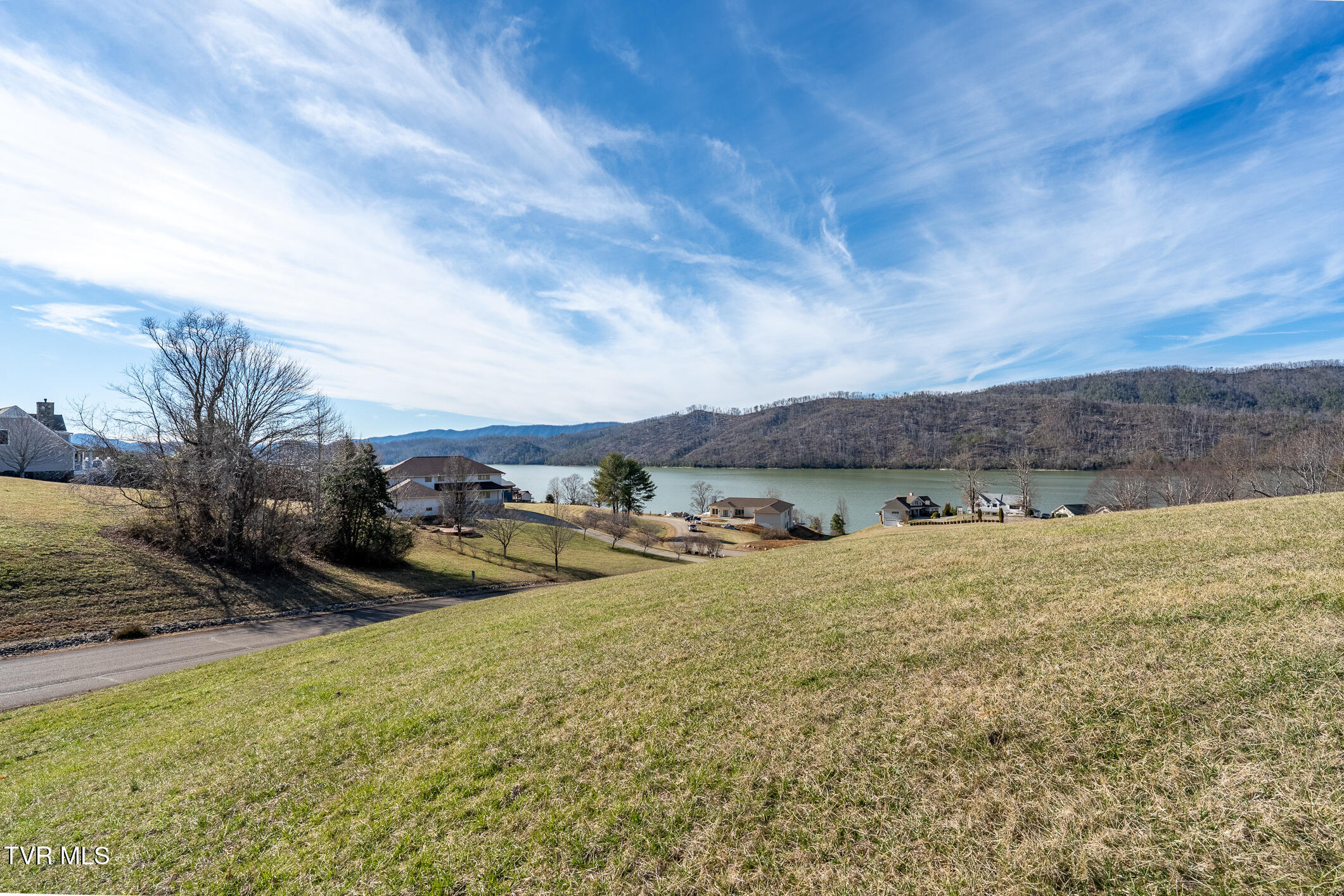 0 Deer Ridge Court, Unit 1 Butler, TN 37640 - Photo 27 of 34 TBD Harbor Point Rd (26 of 33)