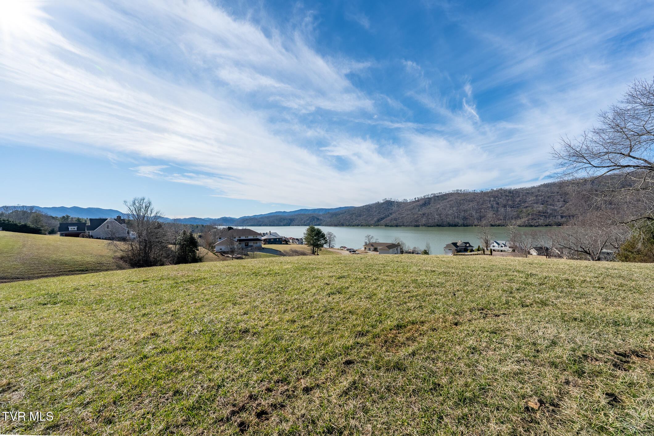 0 Deer Ridge Court, Unit 1 Butler, TN 37640 - Photo 28 of 34 TBD Harbor Point Rd (27 of 33)