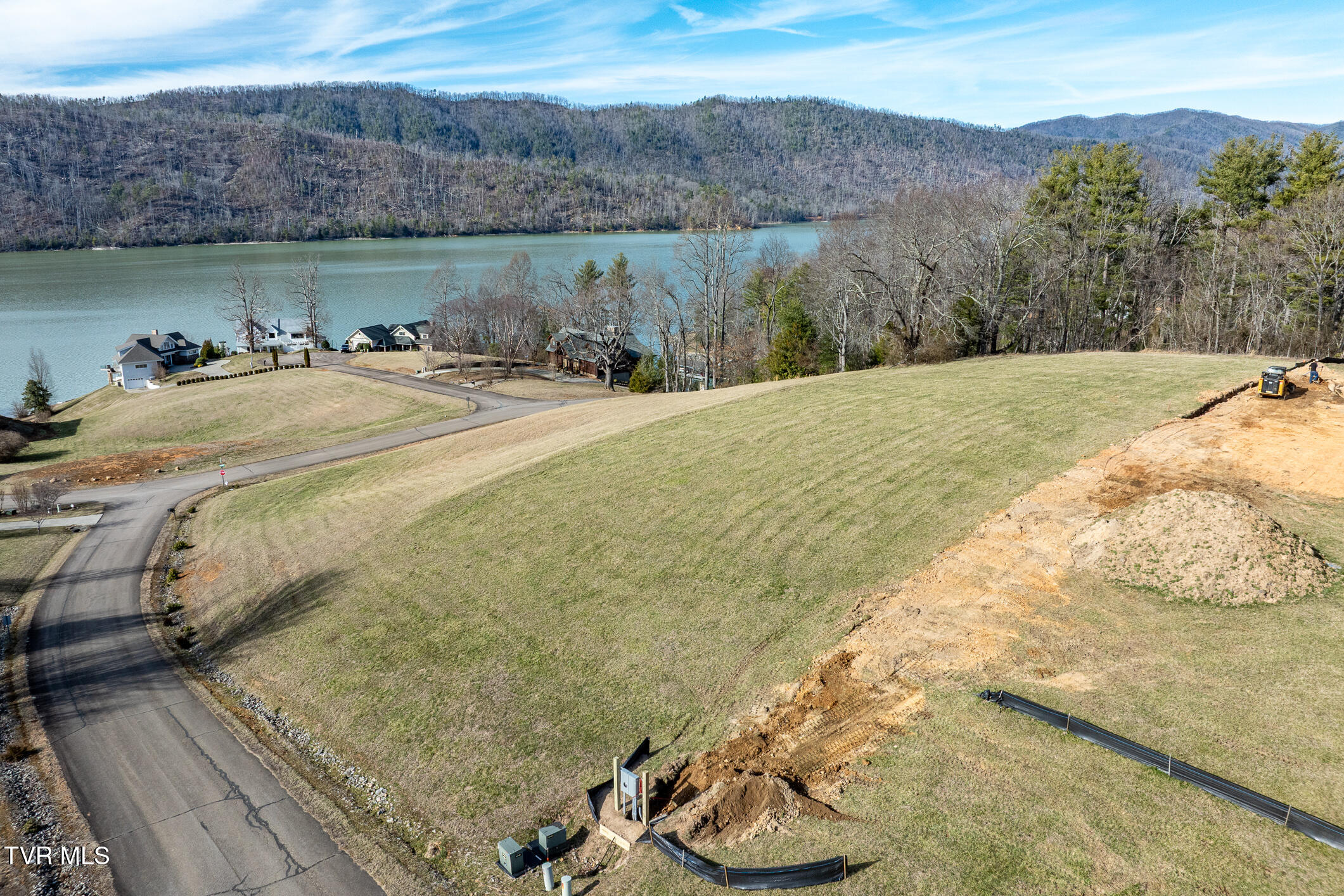 0 Deer Ridge Court, Unit 1 Butler, TN 37640 - Photo 6 of 34 TBD Harbor Point Rd (16 of 33)