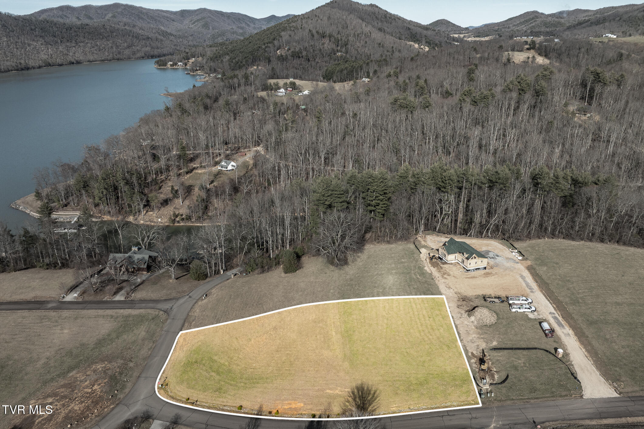 0 Deer Ridge Court, Unit 1 Butler, TN 37640 - Photo 9 of 34 TBD Harbor Point Rd (3 of 33)