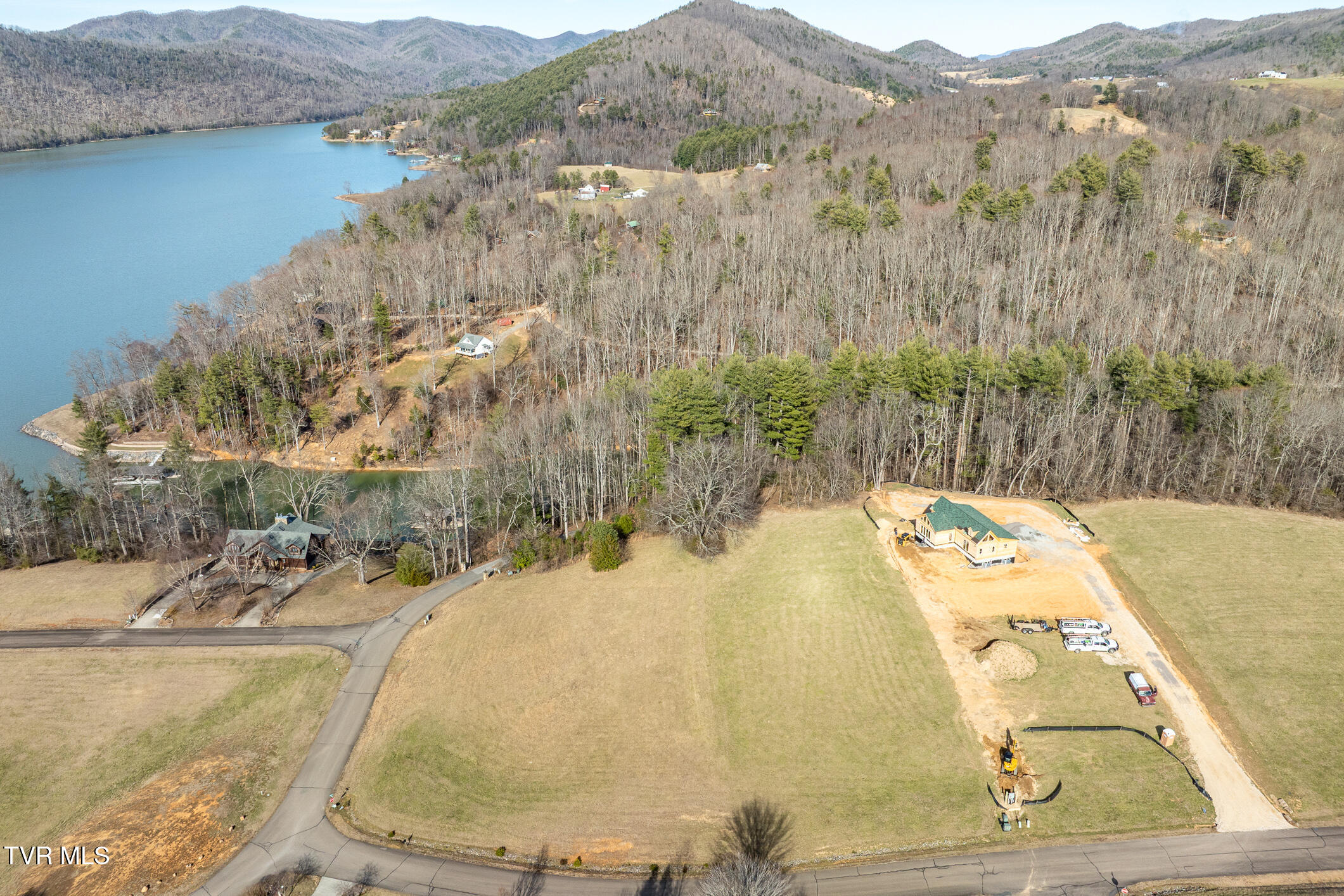 0 Deer Ridge Court, Unit 1 Butler, TN 37640 - Photo 10 of 34 TBD Harbor Point Rd (4 of 33)