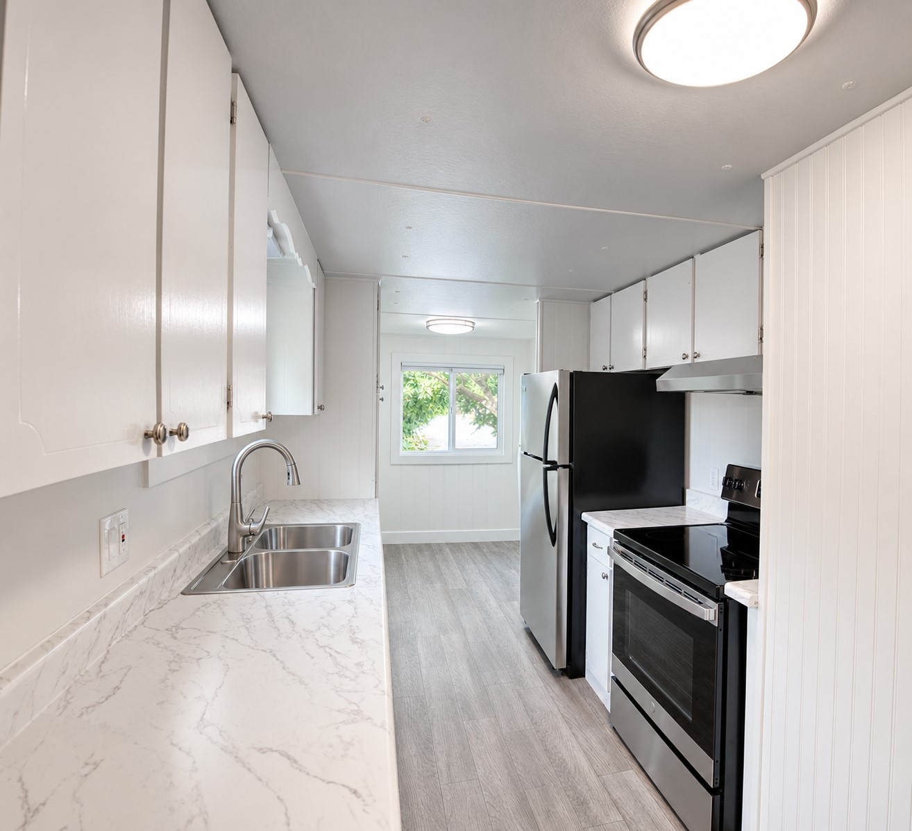 11330 East Riverside Drive, Unit 47 Bothell, WA 98011 - Photo 4 of 18 Gallery Image 4