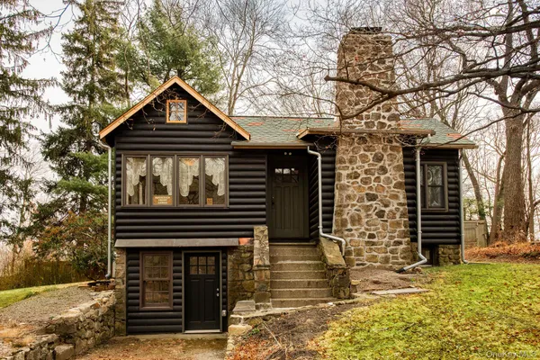 $3,995 | 11 Locust Drive, Cold Spring, NY 10516