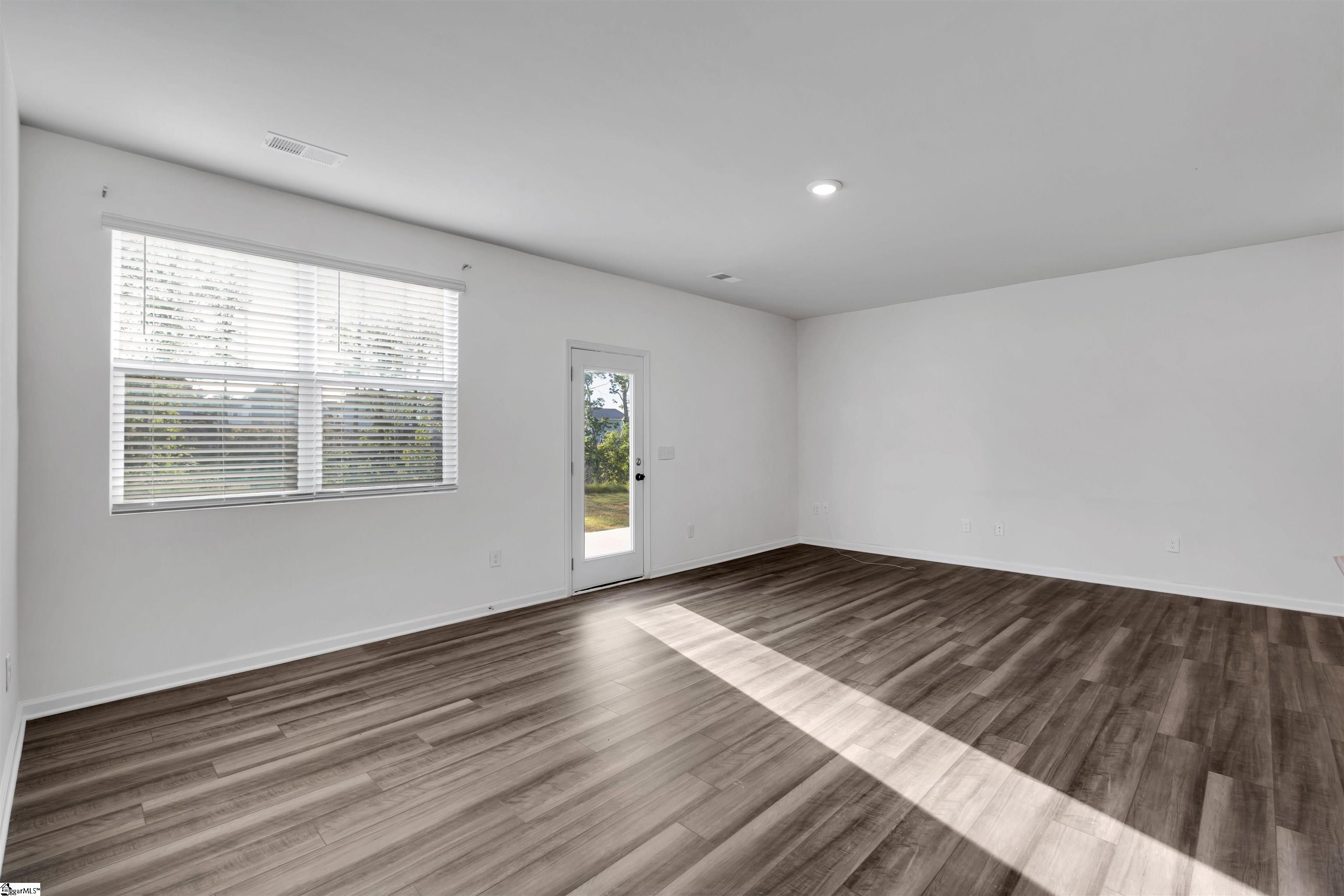 309 East Compass Way Easley, SC 29640 - Photo 10 of 23