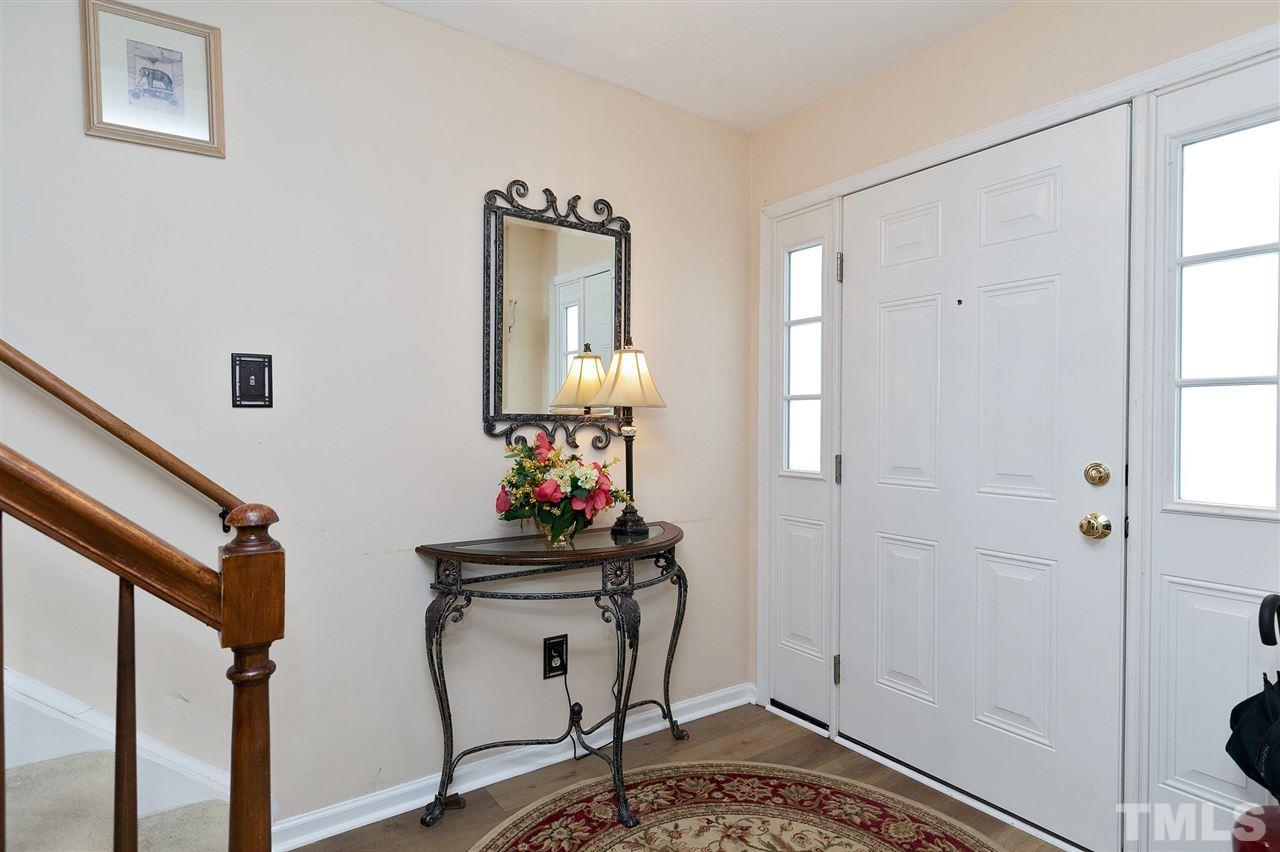 1308 Springlawn Court Raleigh, NC 27609 - Photo 3 of 30 Gallery Image 3