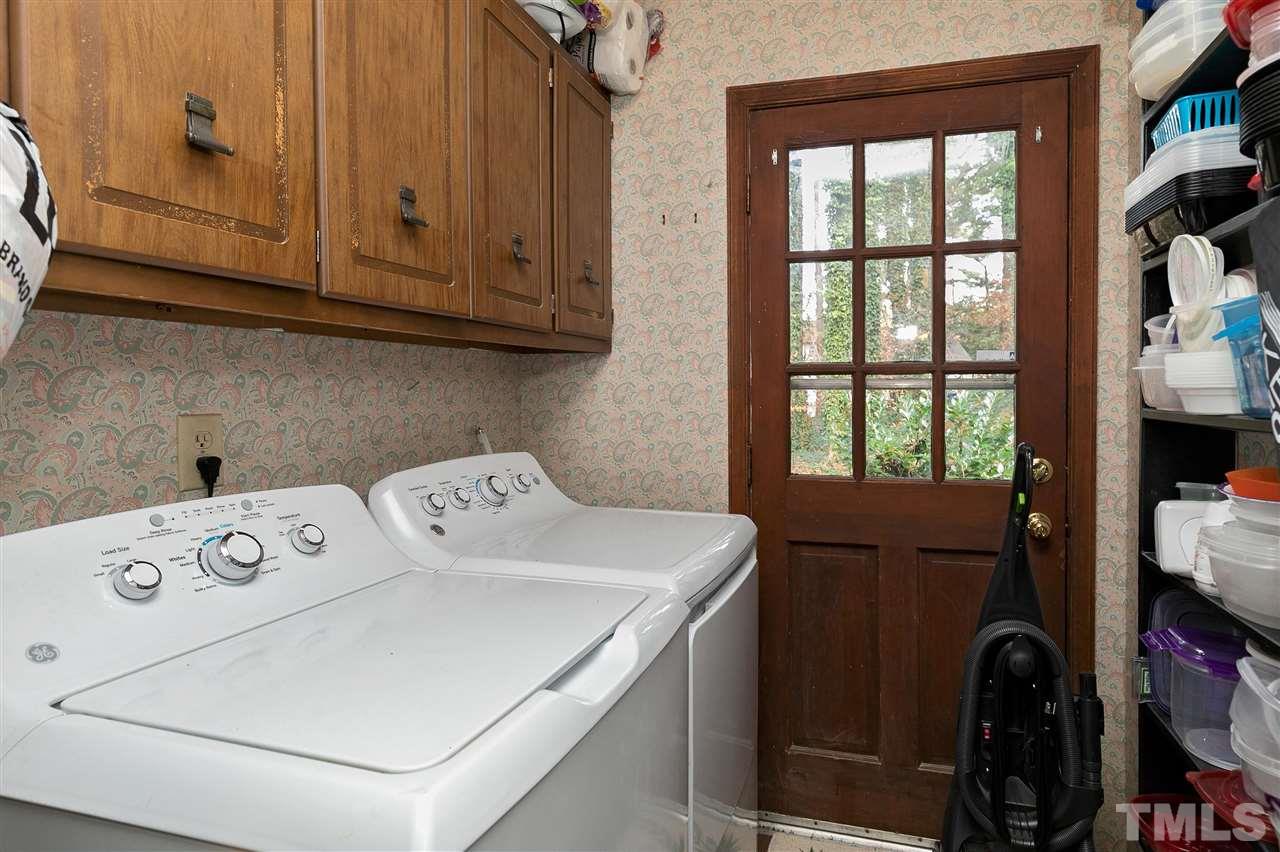 1308 Springlawn Court Raleigh, NC 27609 - Photo 23 of 30 Gallery Image 23