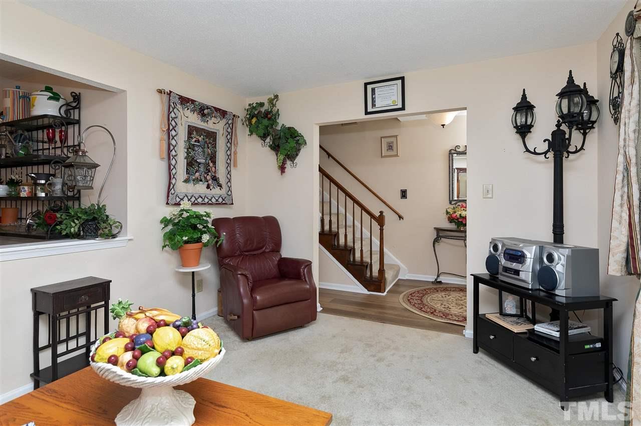 1308 Springlawn Court Raleigh, NC 27609 - Photo 6 of 30 Gallery Image 6
