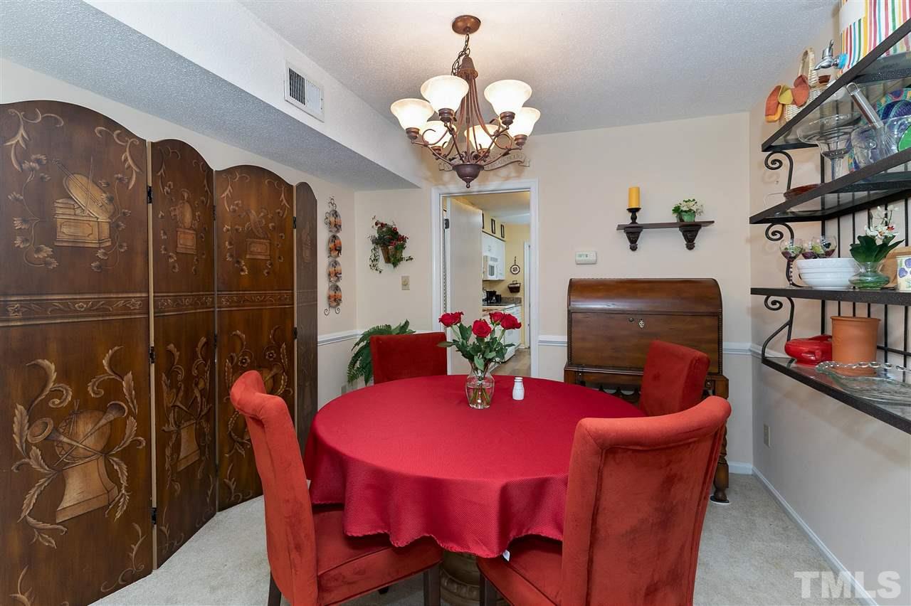 1308 Springlawn Court Raleigh, NC 27609 - Photo 7 of 30 Gallery Image 7