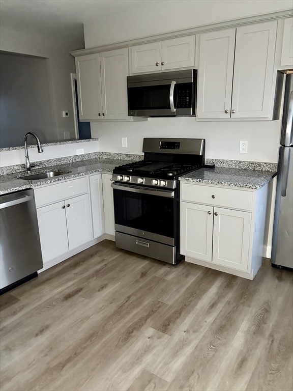 325 Snell Street, Unit 3 Fall River, MA 02721 - Photo 5 of 17