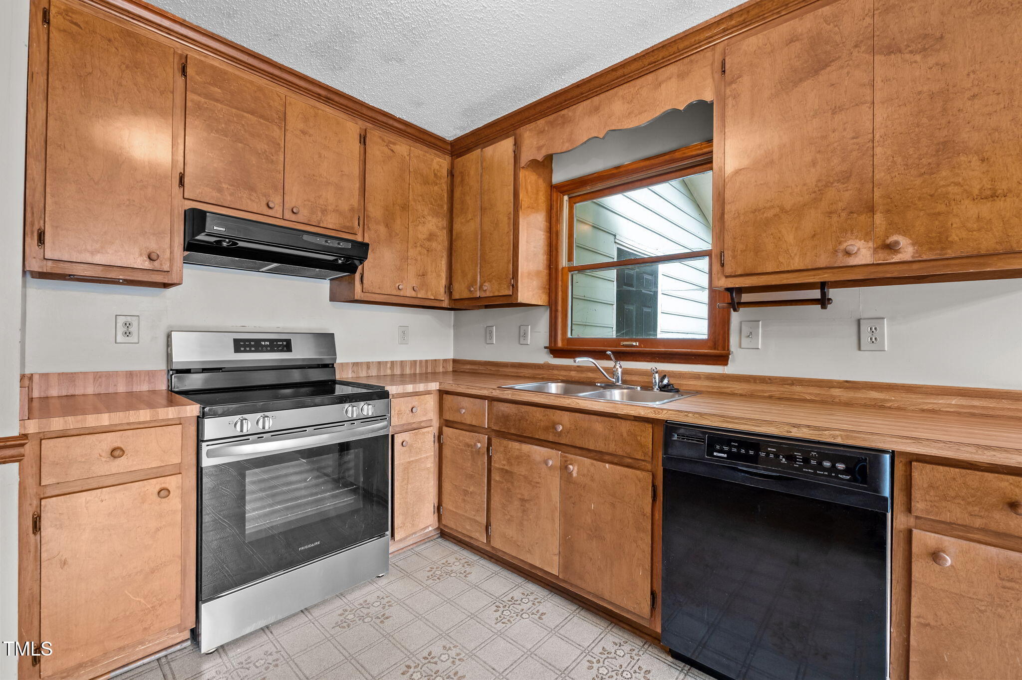 5721 Lake Elton Road Durham, NC 27713 - Photo 11 of 46 19-web-or-mls-P1081407