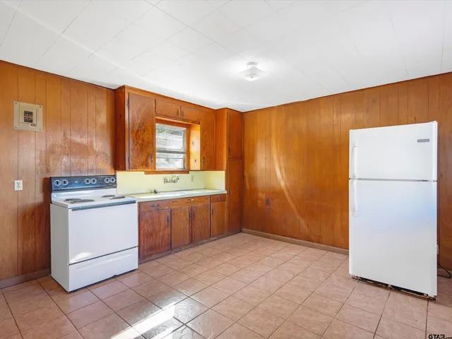 $779,000 | 2105 Farm To Market 1971, Long Branch, TX 75669