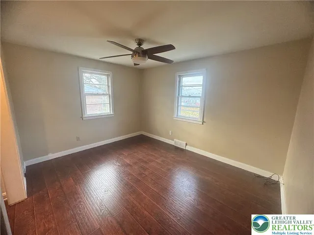 $2,100 | 1157 East Highland Street, Allentown, PA 18109