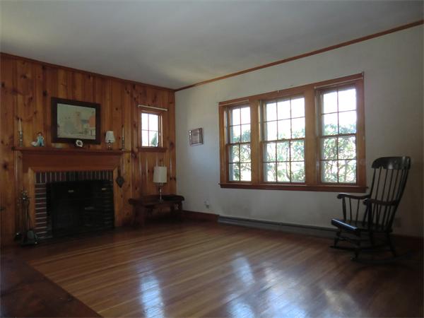 4 Spring Street Beverly, MA 01915 - Photo 8 of 14 Gallery Image 8