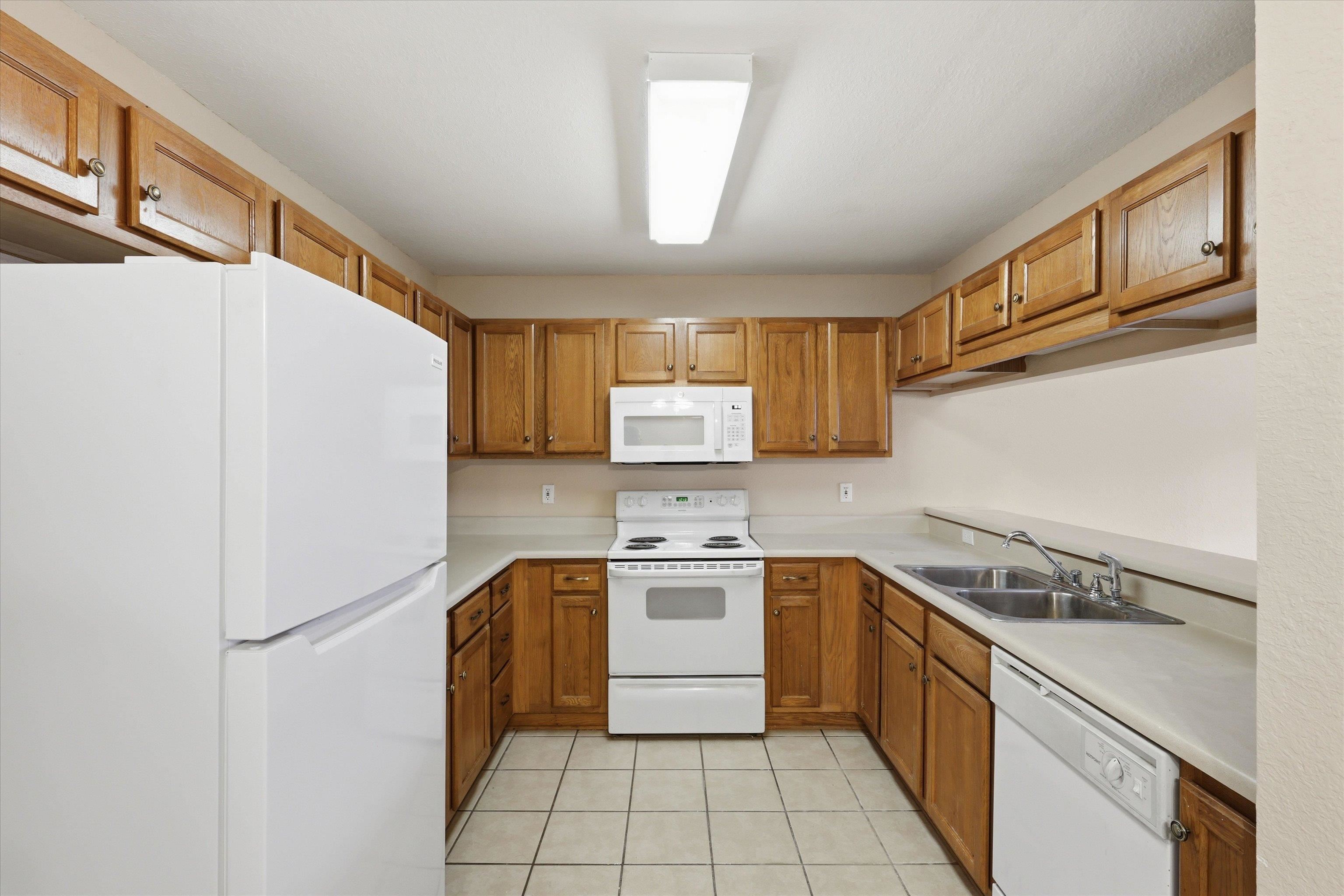 4434 Gearhart Road, Unit 2204 Tallahassee, FL 32303 - Photo 7 of 26