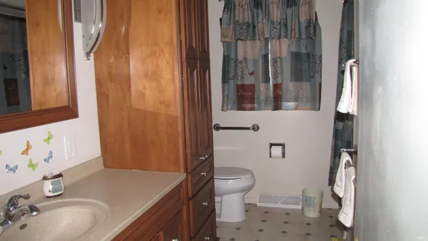 $269,900 | 113 North 2nd Avenue, Princeton, IN 47670