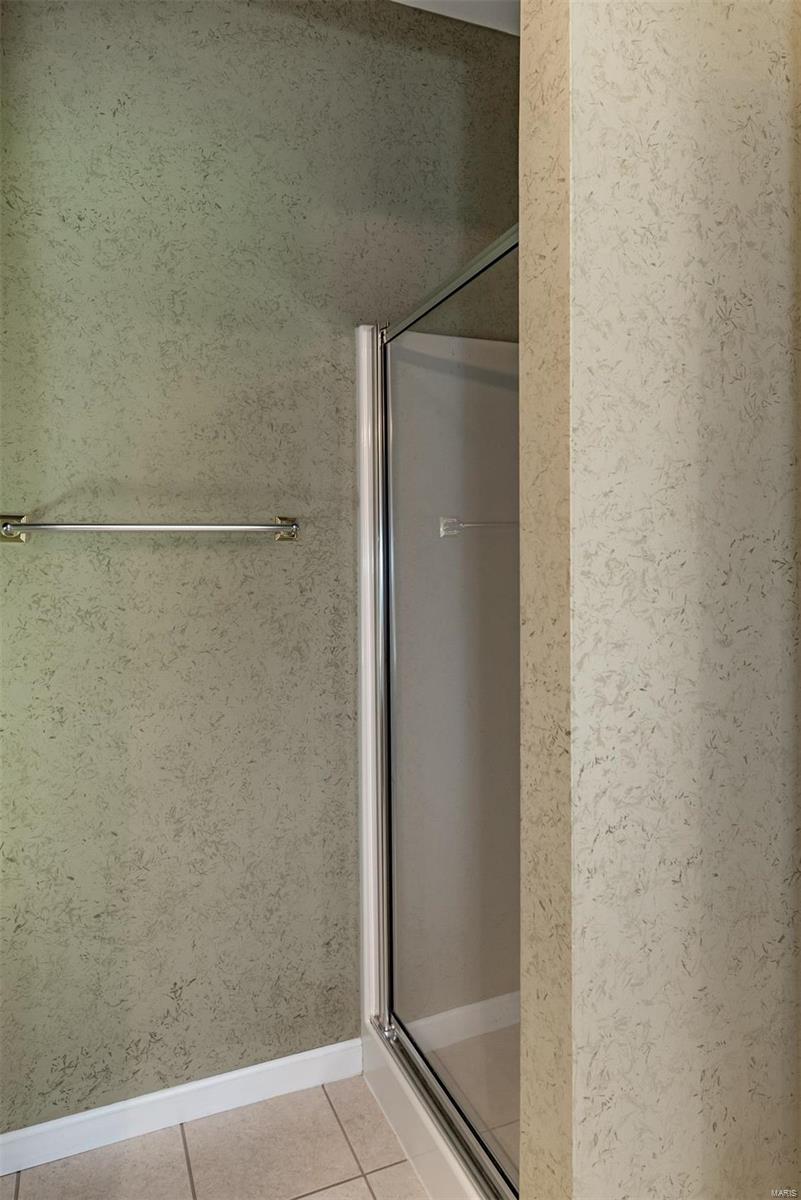 4985 Ambs Road St. Louis, MO 63128 - Photo 20 of 43 Gallery Image 20