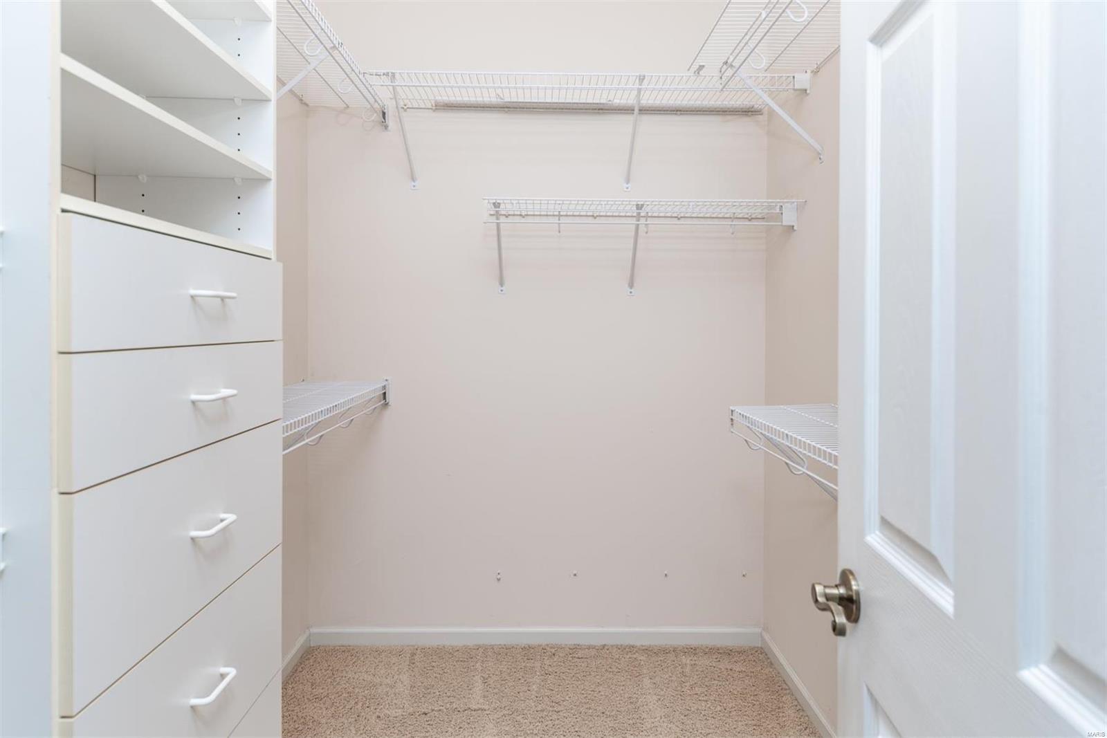 4985 Ambs Road St. Louis, MO 63128 - Photo 21 of 43 Gallery Image 21