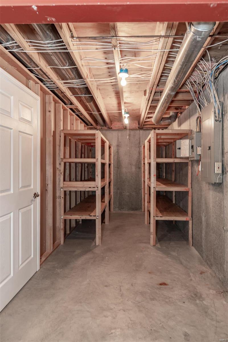 4985 Ambs Road St. Louis, MO 63128 - Photo 37 of 43 Gallery Image 37