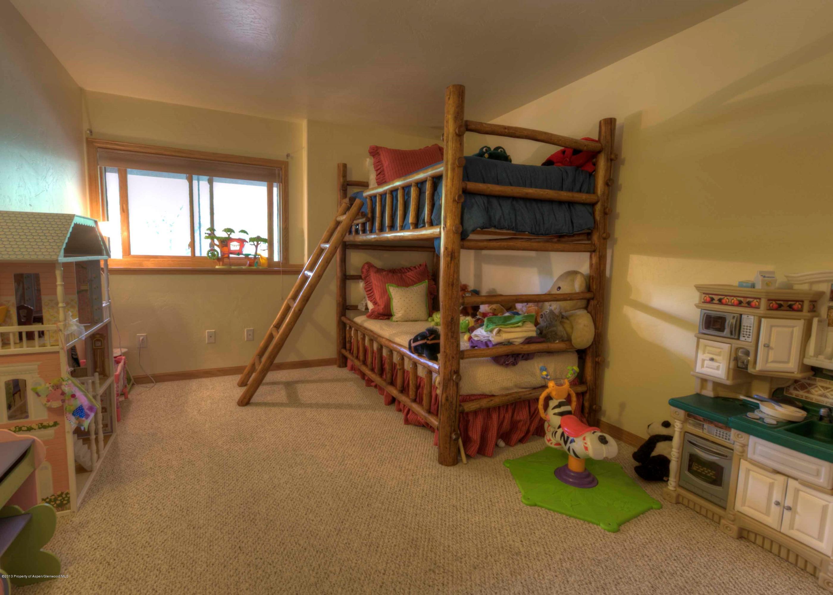 375 Oak Run Road Carbondale, CO 81623 - Photo 14 of 23 star6_12