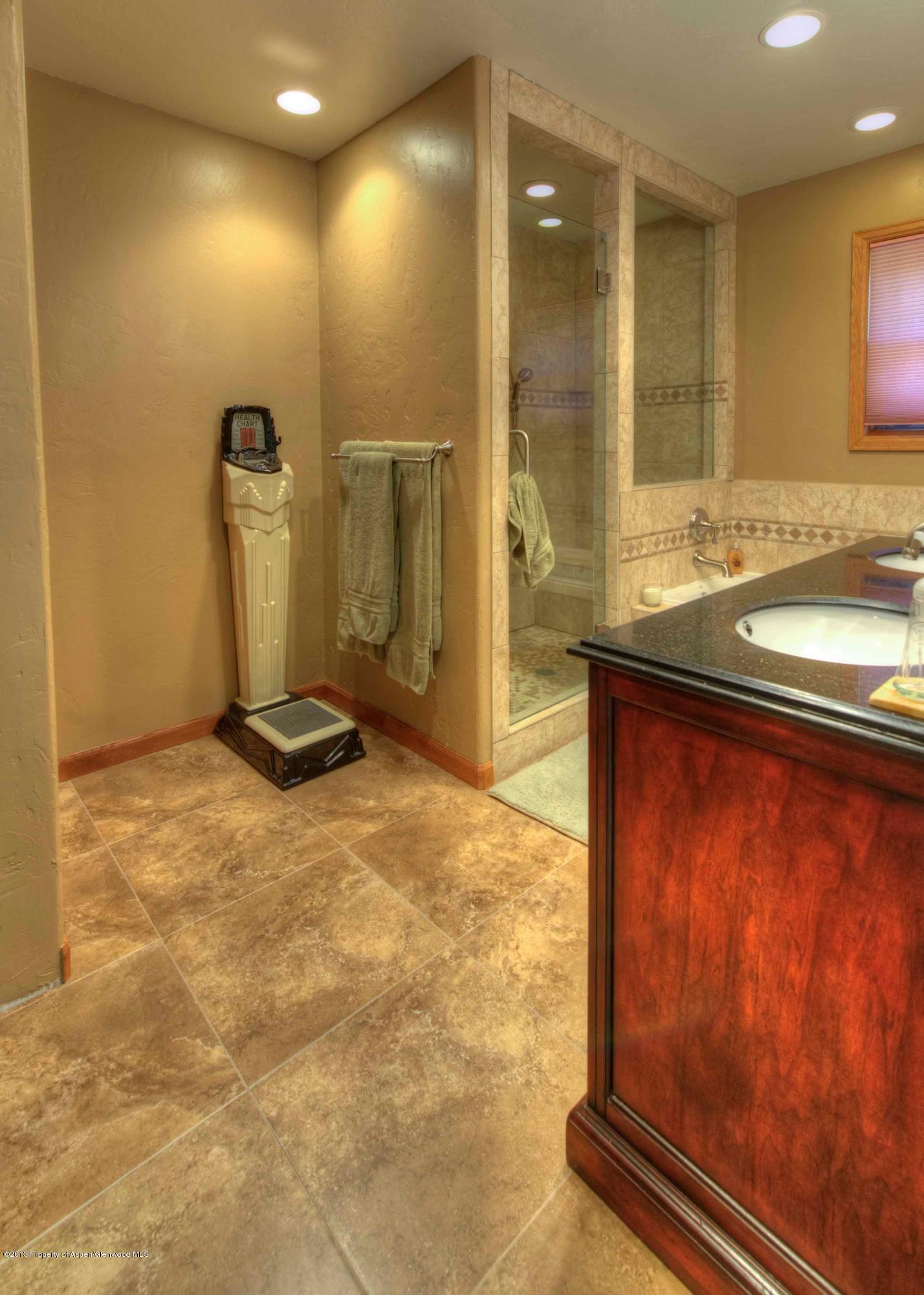 375 Oak Run Road Carbondale, CO 81623 - Photo 6 of 23 star6_4
