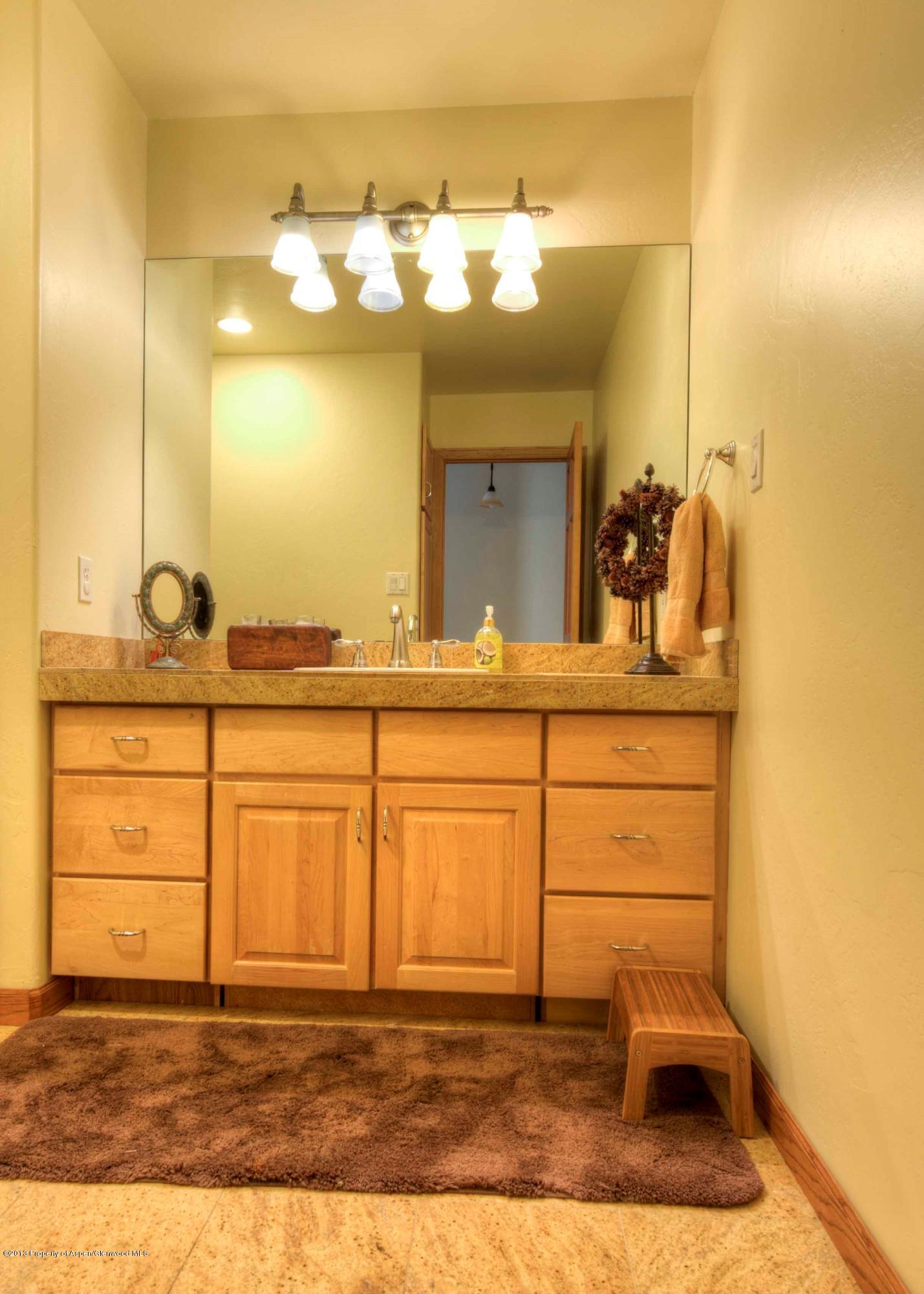 375 Oak Run Road Carbondale, CO 81623 - Photo 9 of 23 star6_7