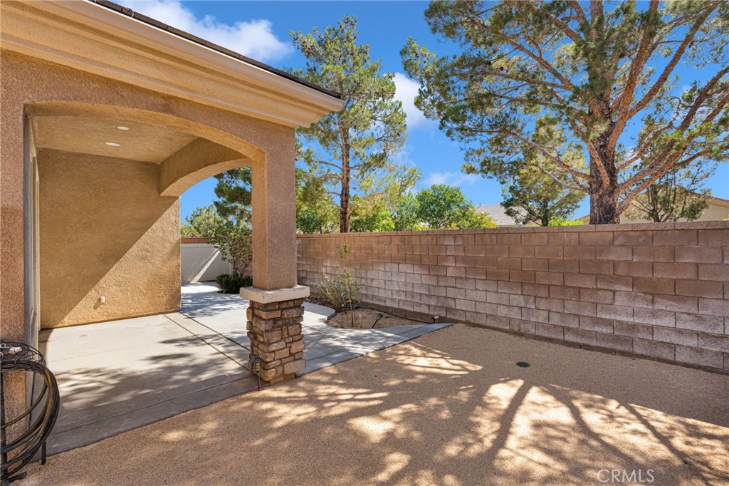 10461 Bridge Haven Road Apple Valley, CA 92308 - Photo 29 of 32