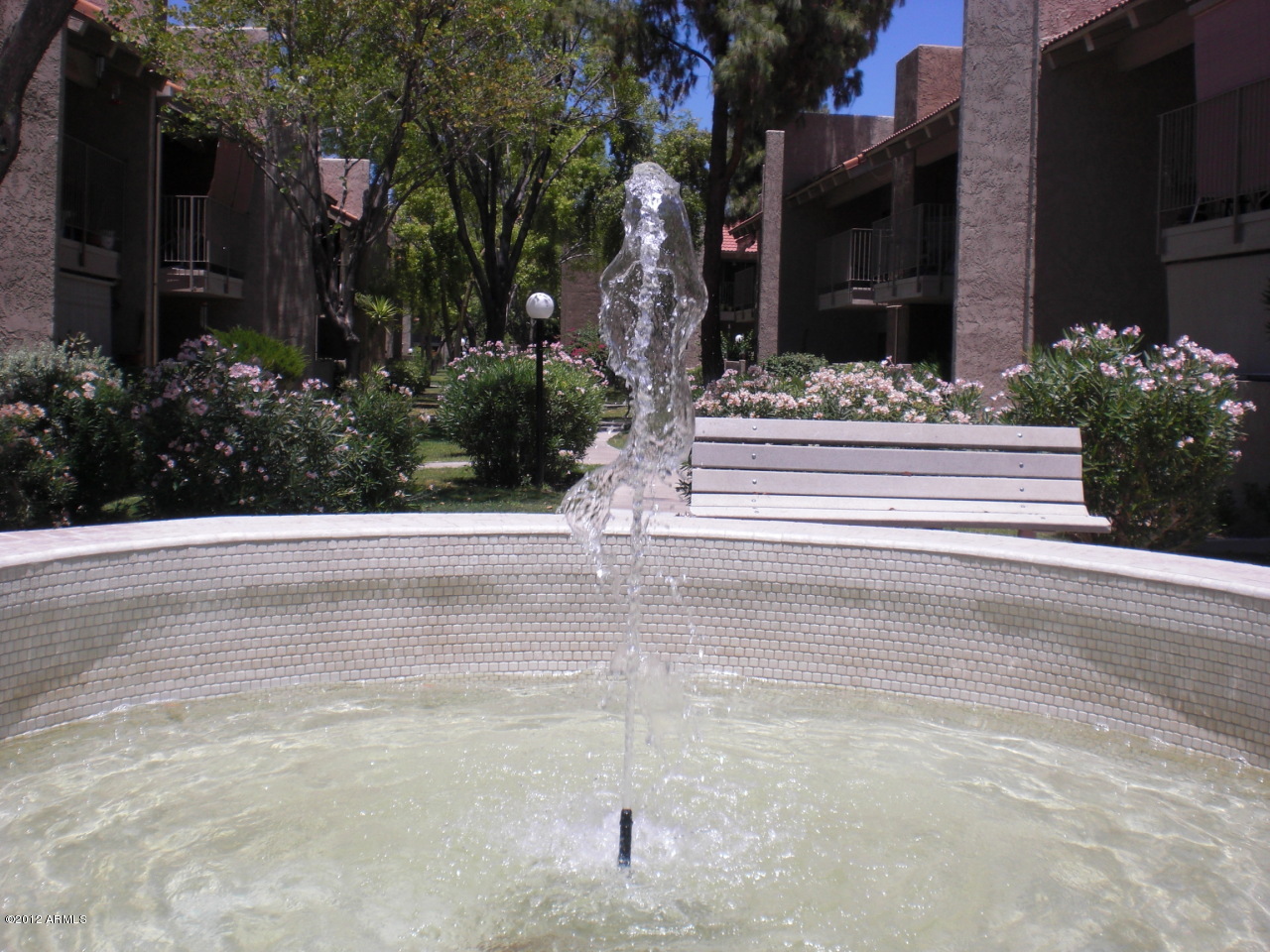 5525 East Thomas Road, Unit F7 Phoenix, AZ 85018 - Photo 4 of 20 4