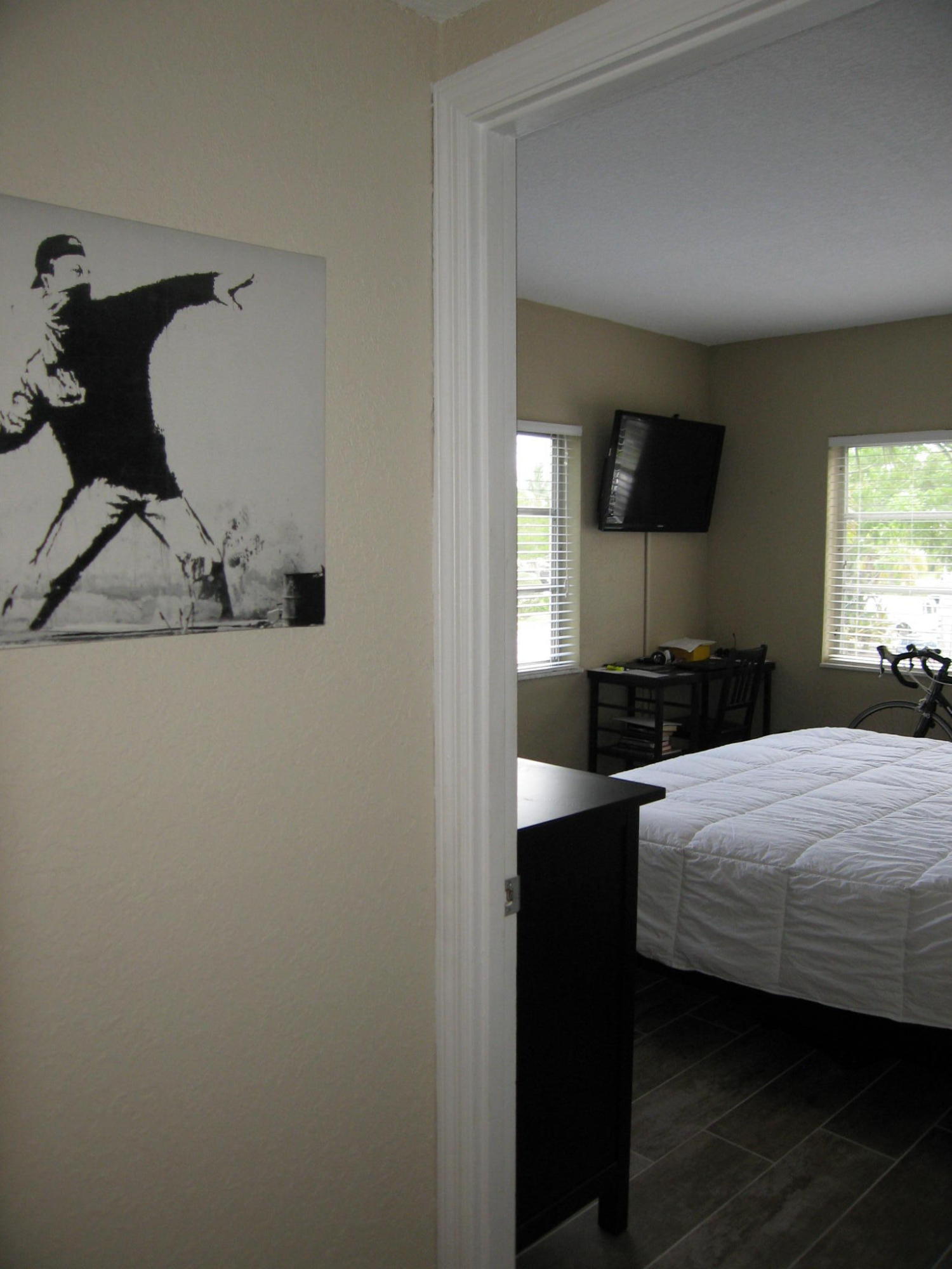 50 Southwest 3rd Avenue, Unit 208 Boca Raton, FL 33432 - Photo 15 of 35 Master Bedroom Entryway