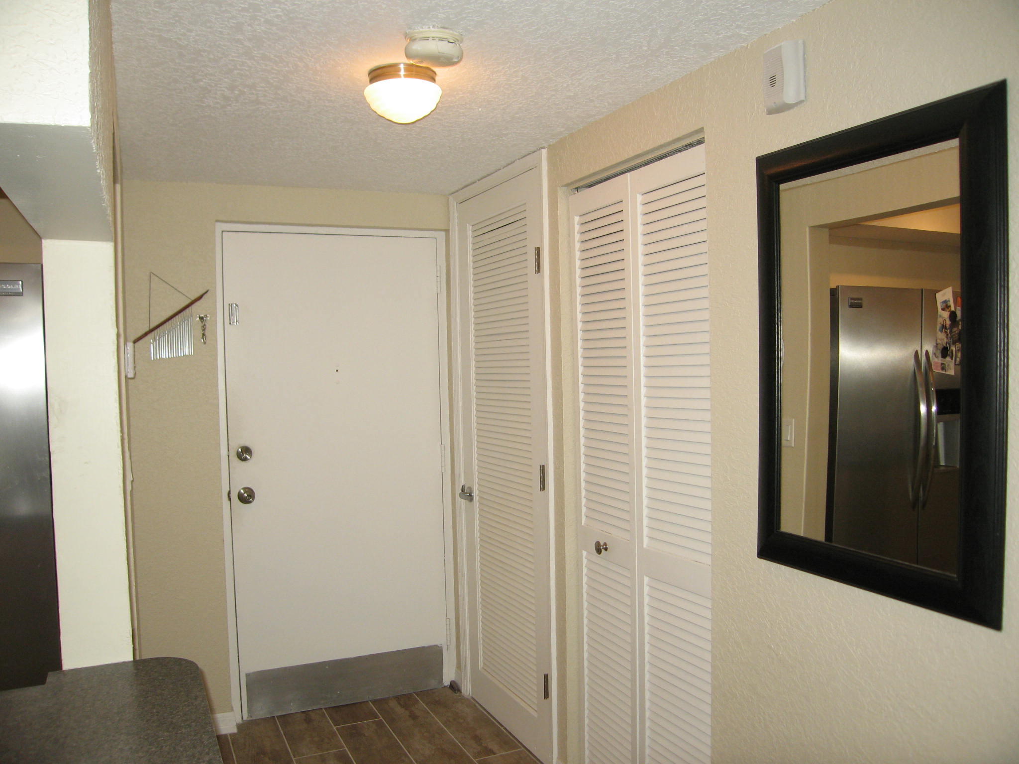 50 Southwest 3rd Avenue, Unit 208 Boca Raton, FL 33432 - Photo 4 of 35 Foyer