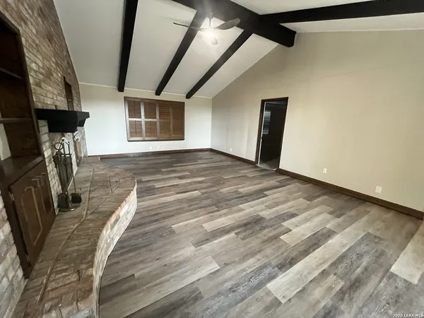 $2,350 | 5249 Green Valley Road, Cibolo, TX 78108