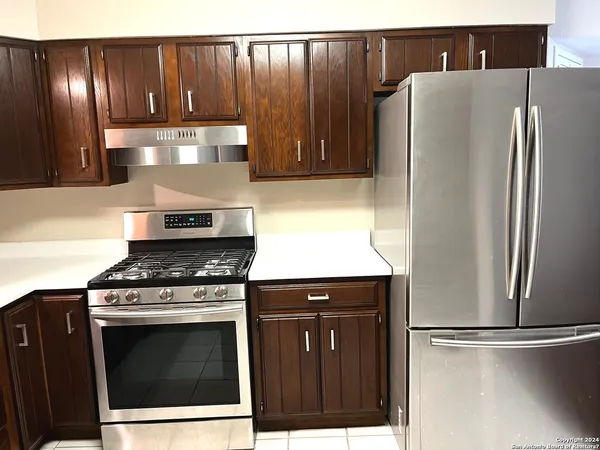 $2,350 | 5249 Green Valley Road, Cibolo, TX 78108