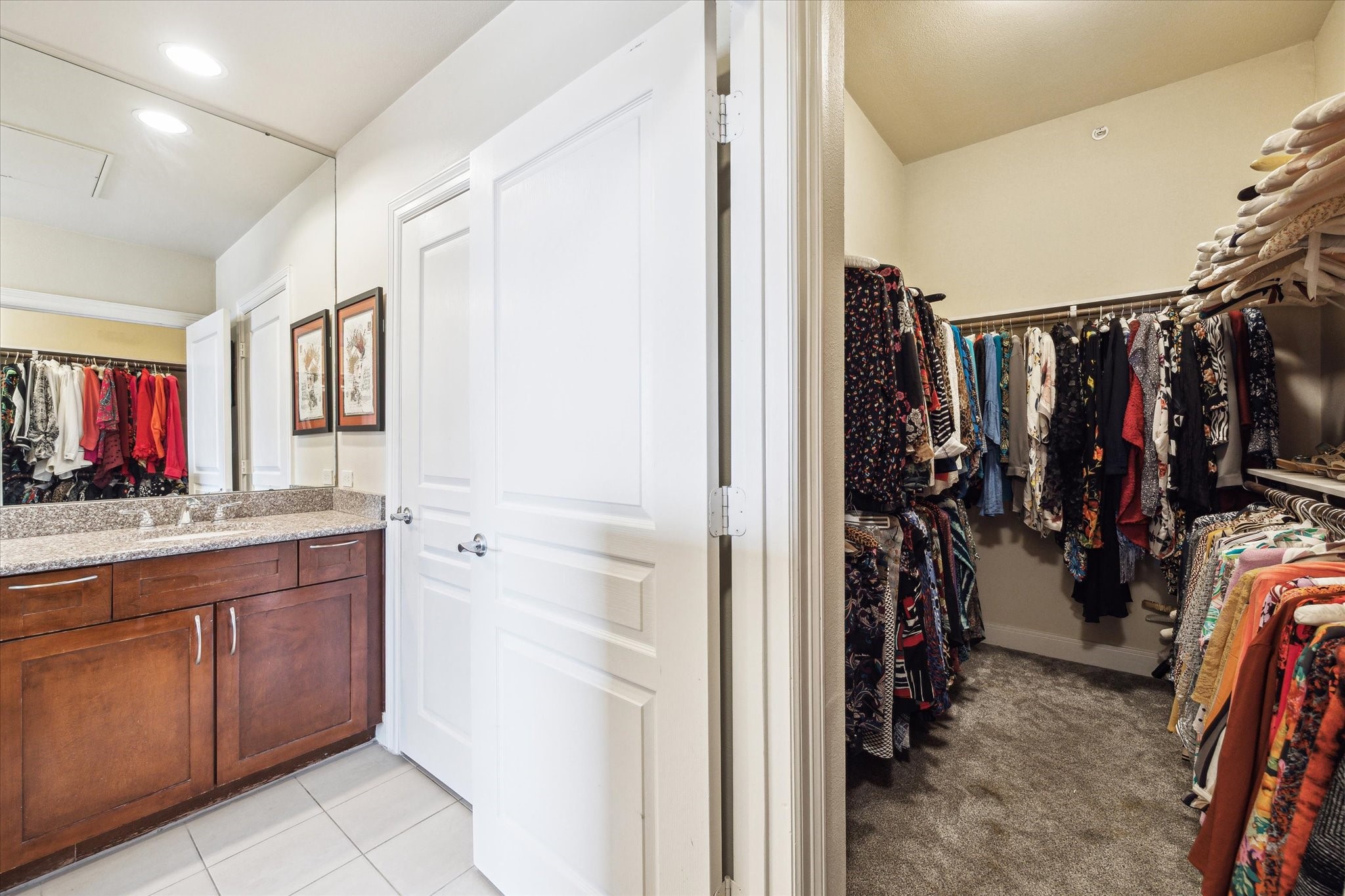 3333 Allen Parkway, Unit 1004 Houston, TX 77019 - Photo 16 of 36 a view of a walk in closet