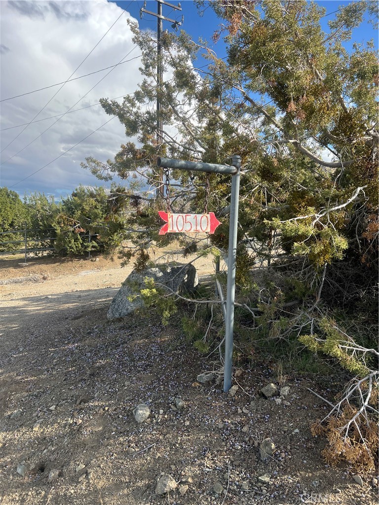 10510 Piute Road Littlerock, CA 93543 - Photo 3 of 13