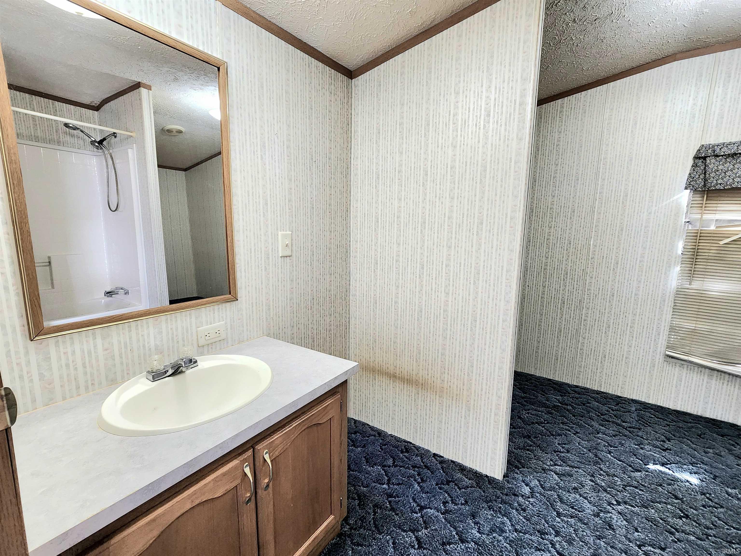 7665 Renner Street Hamilton, IN 46742 - Photo 11 of 28