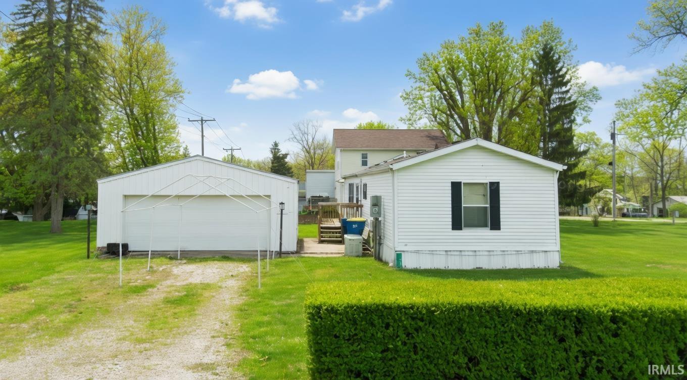 7665 Renner Street Hamilton, IN 46742 - Photo 2 of 26