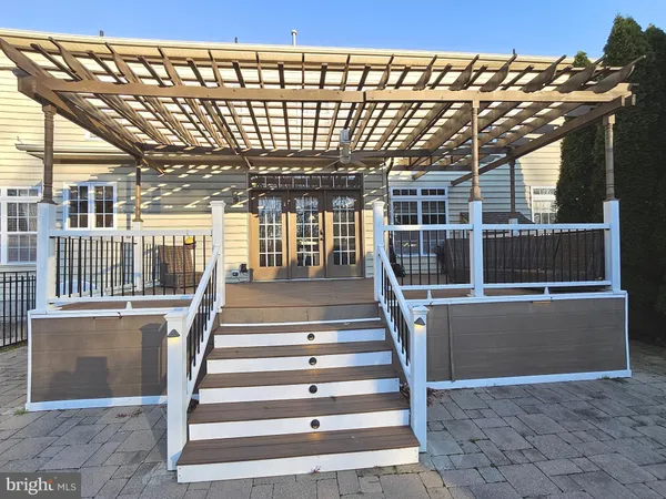a view of entryway