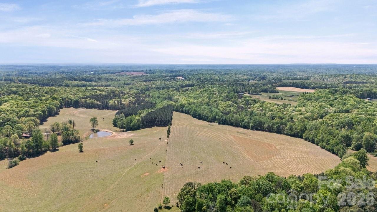 1214 Mt Wesley Church Road Hiddenite, NC 28636 - Photo 7 of 12