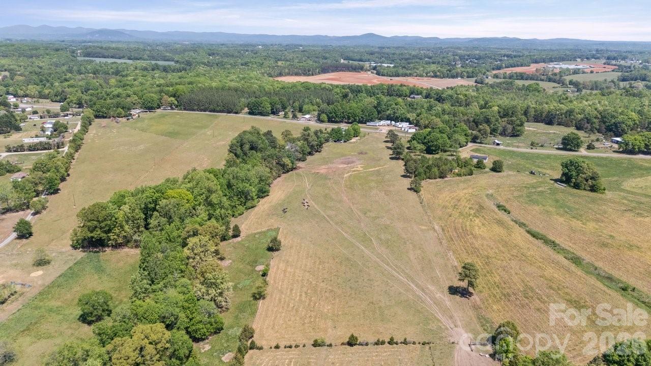 1214 Mt Wesley Church Road Hiddenite, NC 28636 - Photo 8 of 12