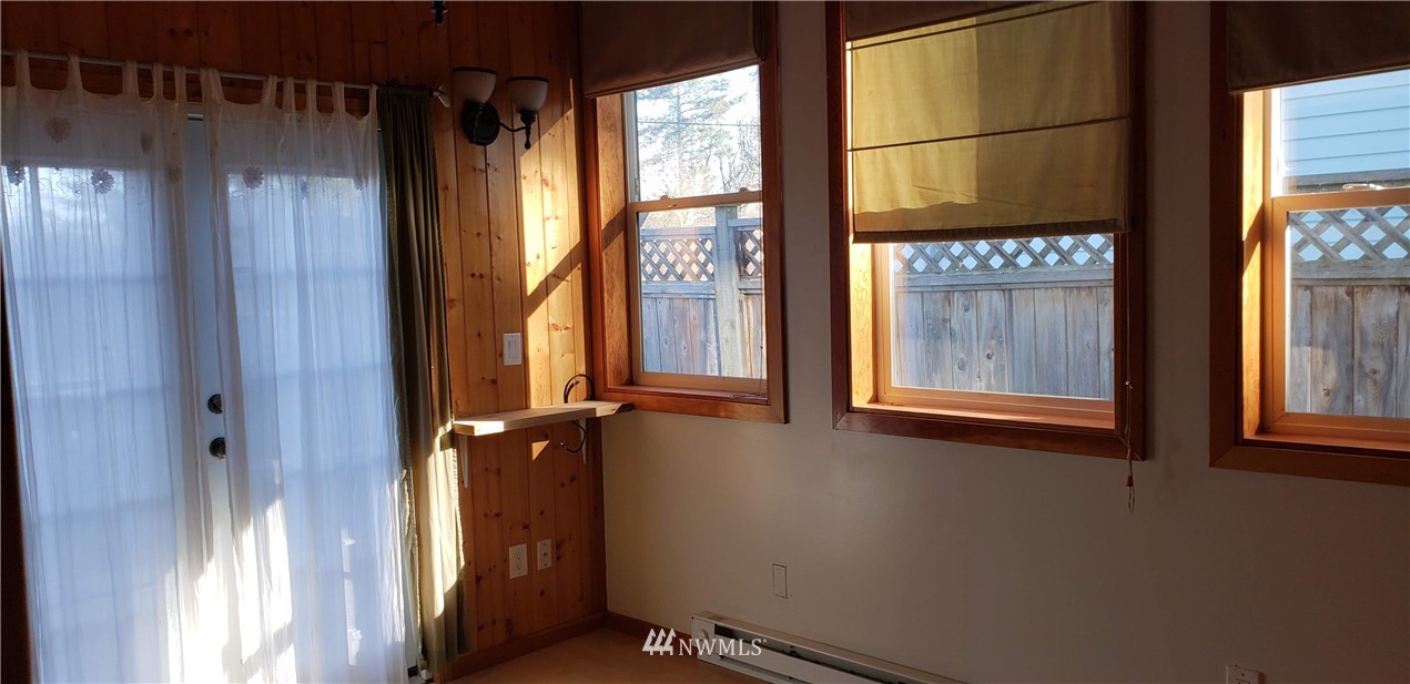 1973 Roosevelt Way Point Roberts, WA 98281 - Photo 9 of 25 Gallery Image 9