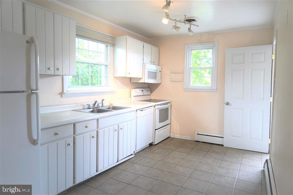 3509 Sweet Air Road Phoenix, MD 21131 - Photo 7 of 20 Kitchen