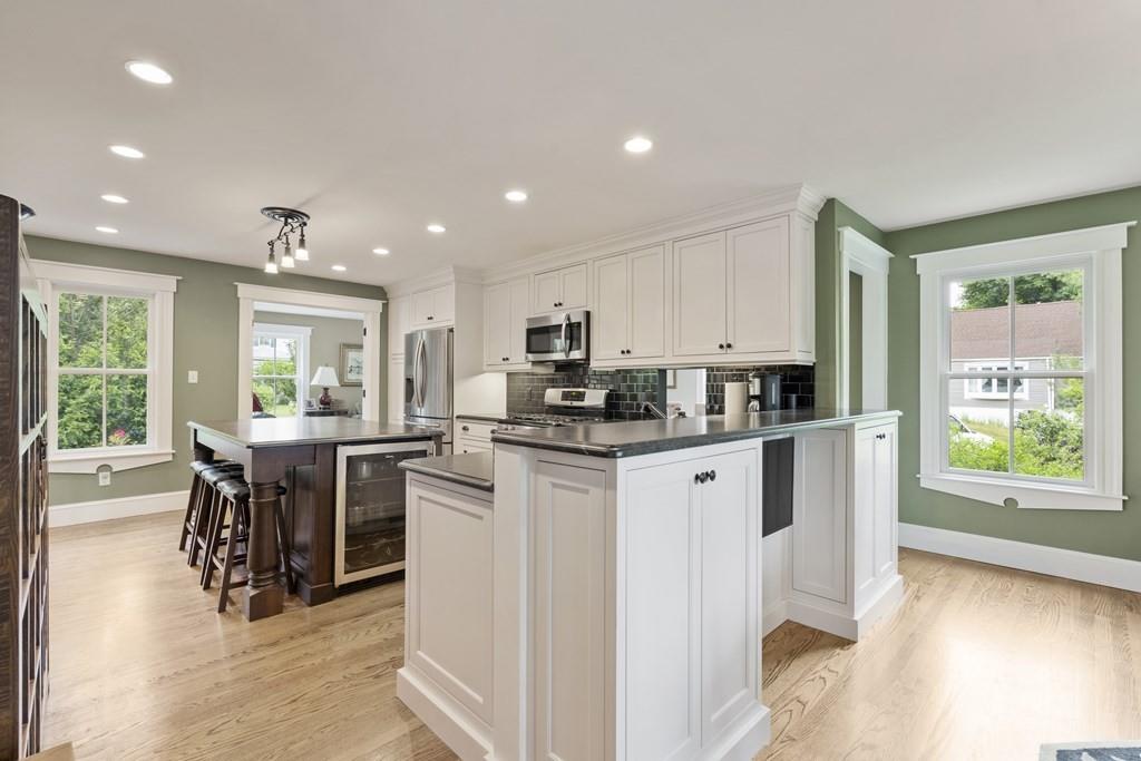 29 Pemberton Road Wayland, MA 01778 - Photo 7 of 36 Gallery Image 7