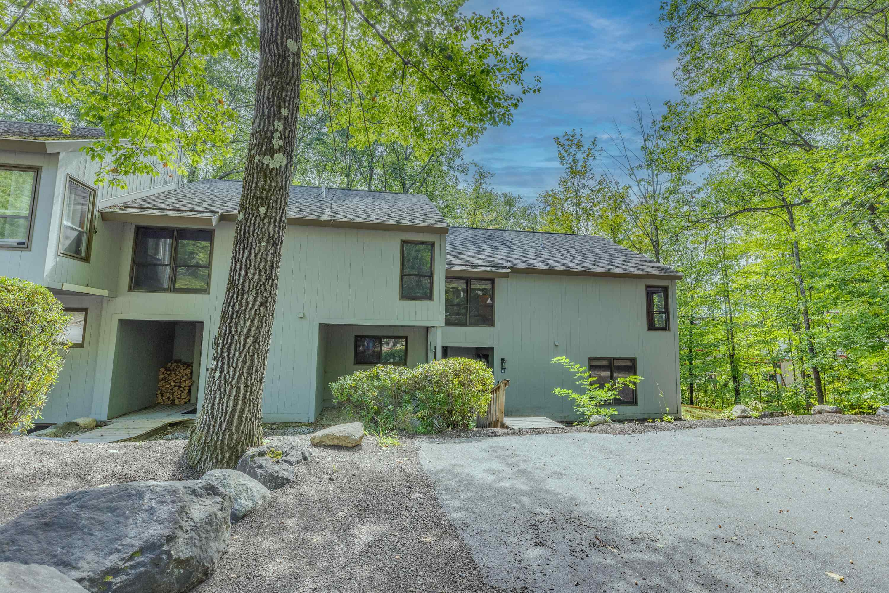 20 Marcalus Road, Unit 4 Lincoln, NH 03251 - Photo 1 of 51 Gallery Image 1
