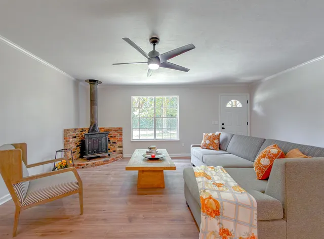 $2,000 | 703 3rd Street Northeast, Havana, FL 32333